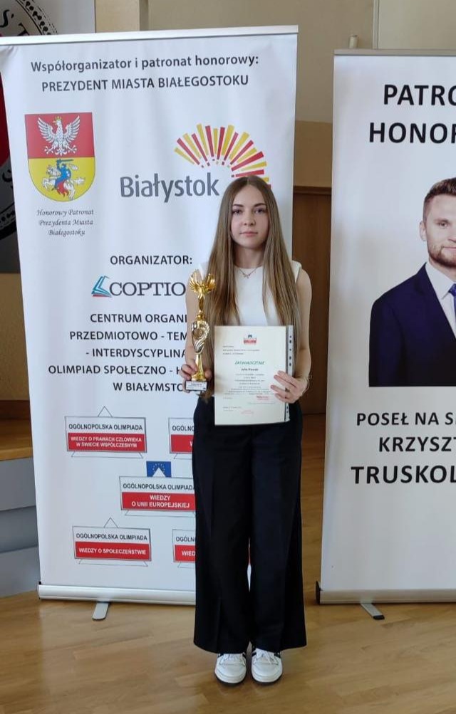 Julia Nowak finalistką Olimpiady Wiedzy o Unii Europejskiej!