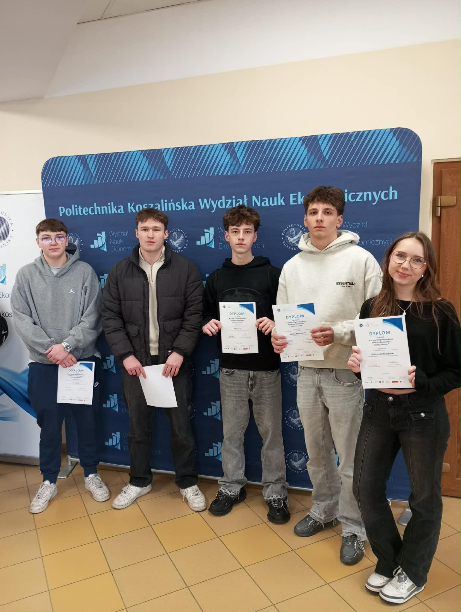O krok od podium – nasi uczniowie w konkursie „Młody Inwestor”