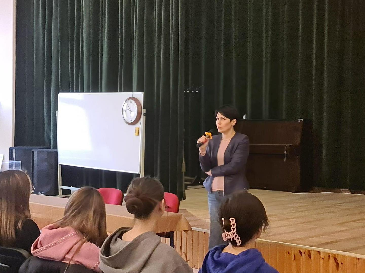 „Odpowiedzialność za słowa – spotkanie z sędzią Anną Górnik o hejcie”